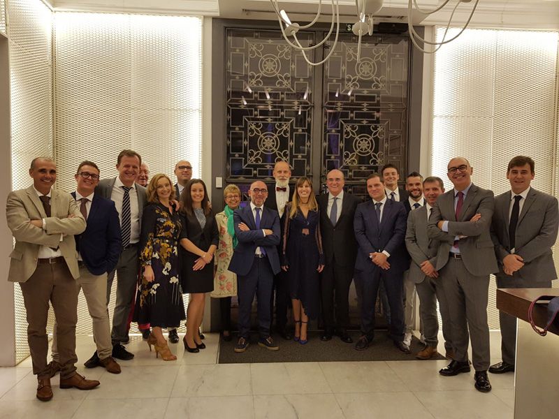 El Embajador de Italia en España, Stefano Sannino, y la Dott.ssa Federica Minozzi, CEO de Iris Ceramica Group, inauguran la Oficina Técnica de Matimex en Paseo de Recoletos